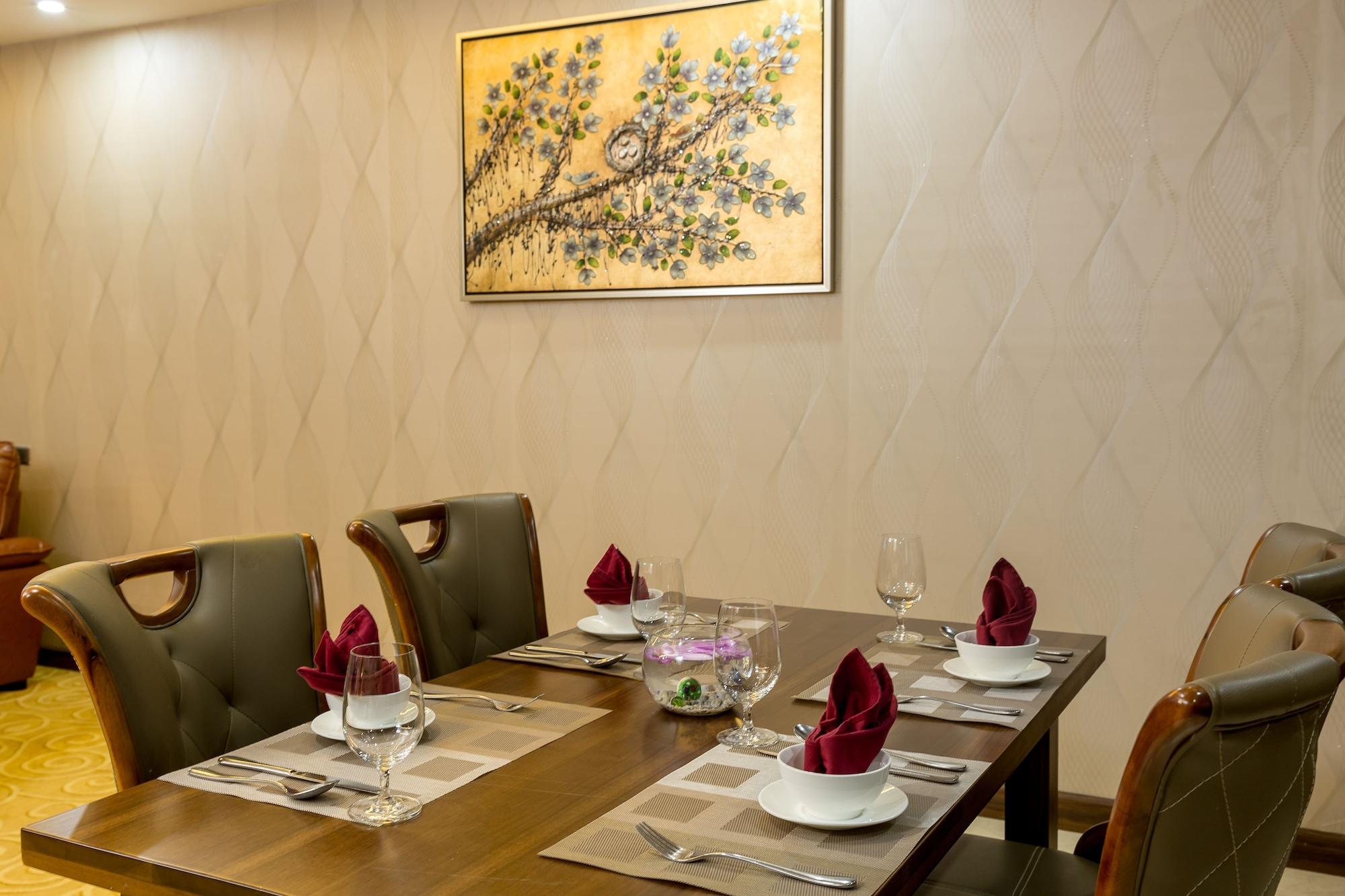 דה נאנג Luxtery Hotel & Spa מראה חיצוני תמונה