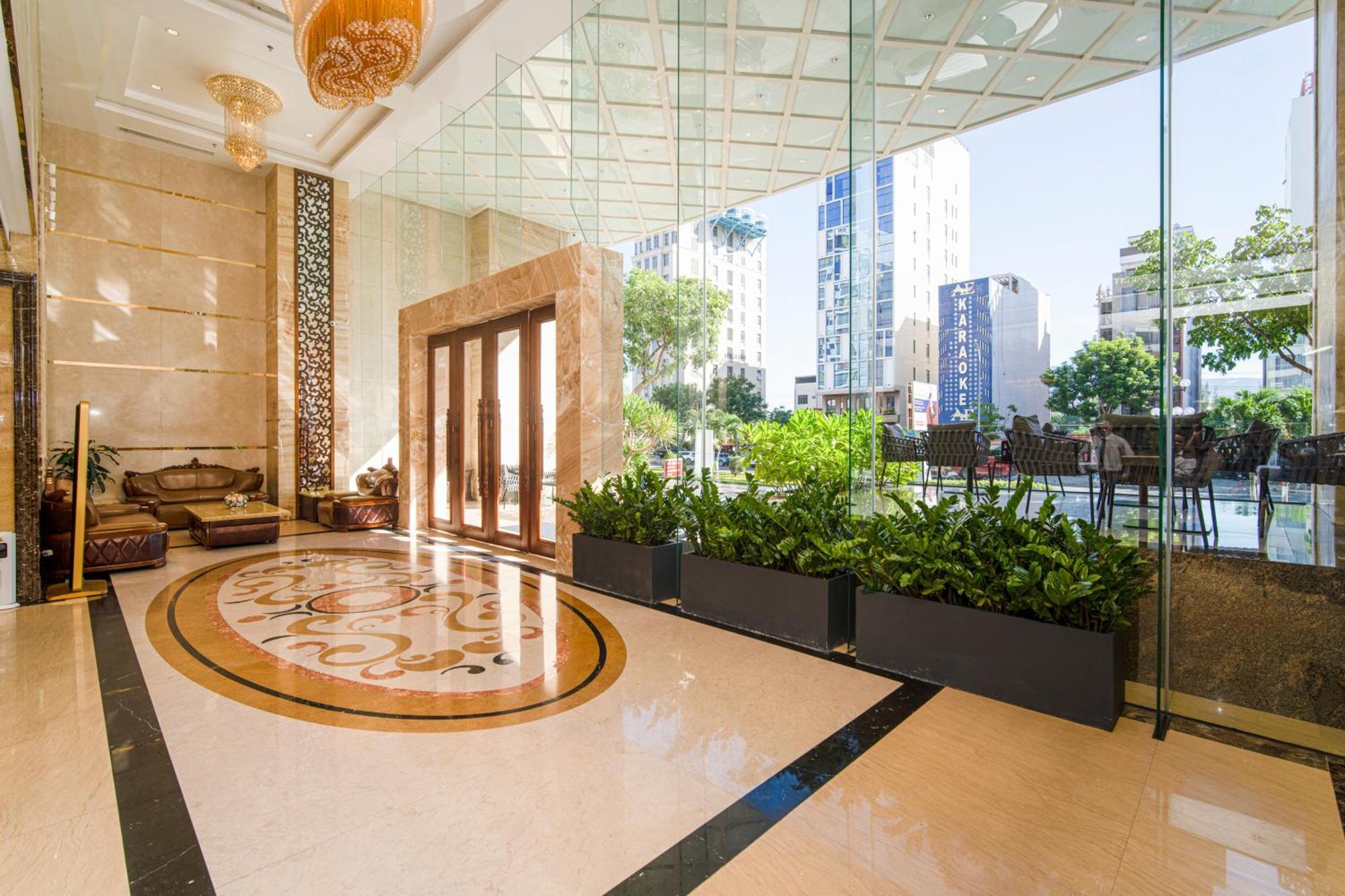 דה נאנג Luxtery Hotel & Spa מראה חיצוני תמונה