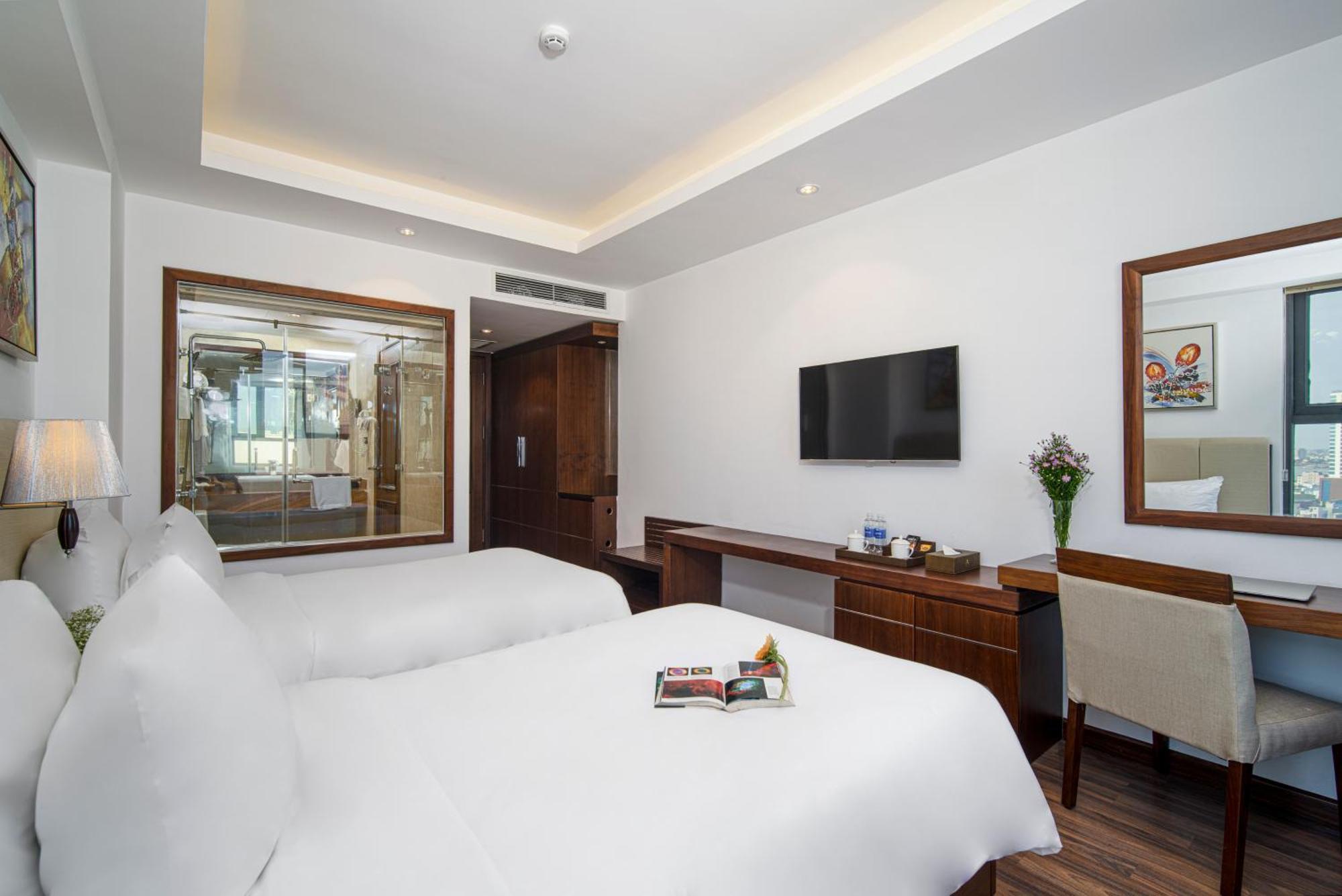 דה נאנג Luxtery Hotel & Spa מראה חיצוני תמונה