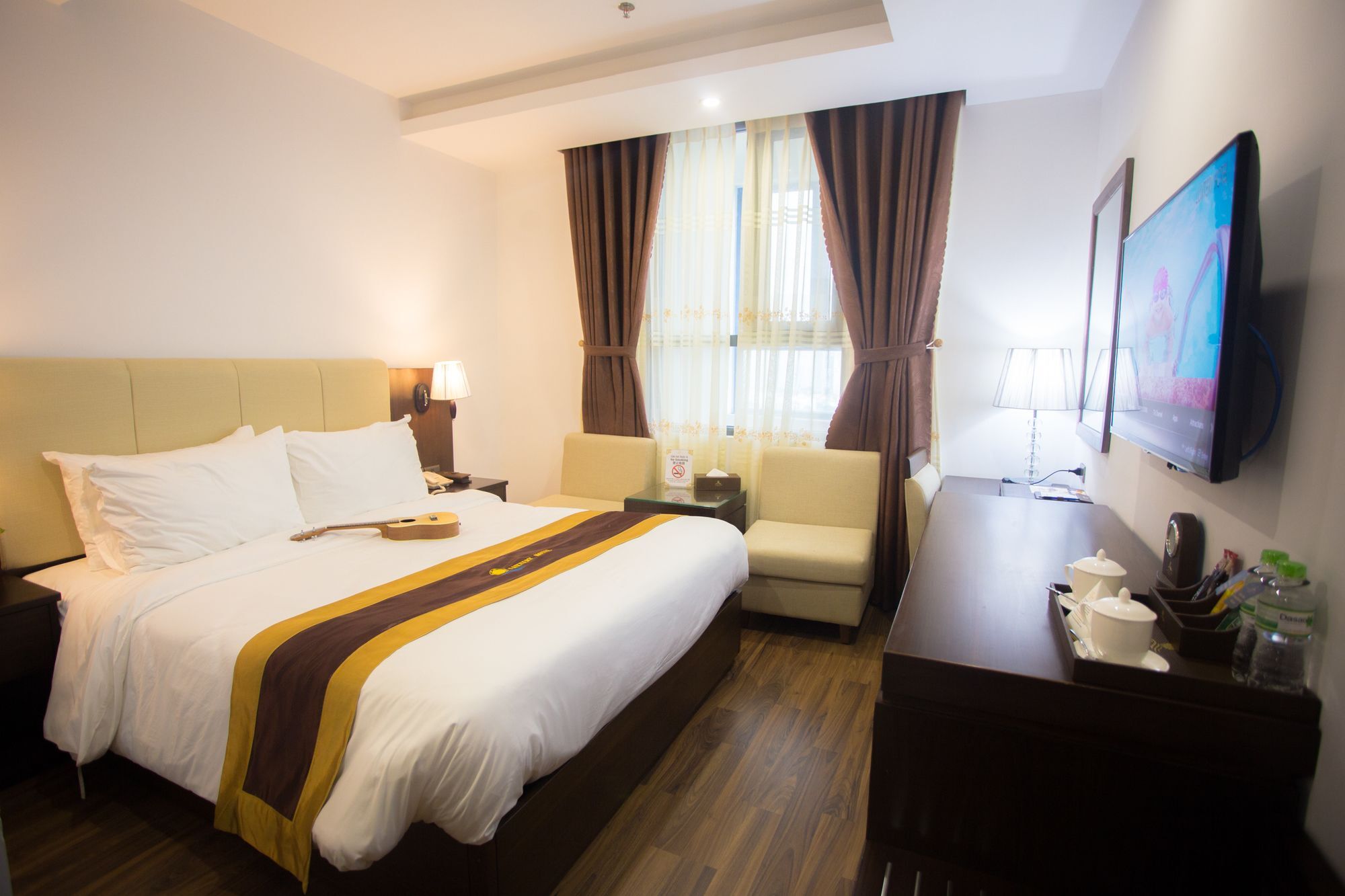 דה נאנג Luxtery Hotel & Spa מראה חיצוני תמונה